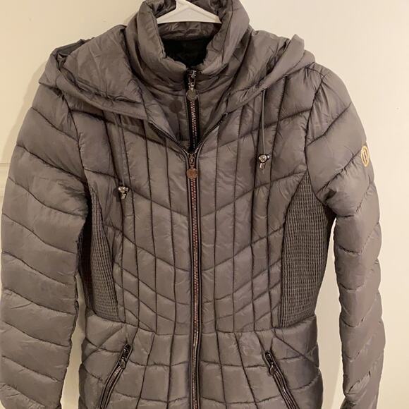 NWT Bernardo Hooded Packable Puffer Coat Charcoal XS - Picture 3 of 14